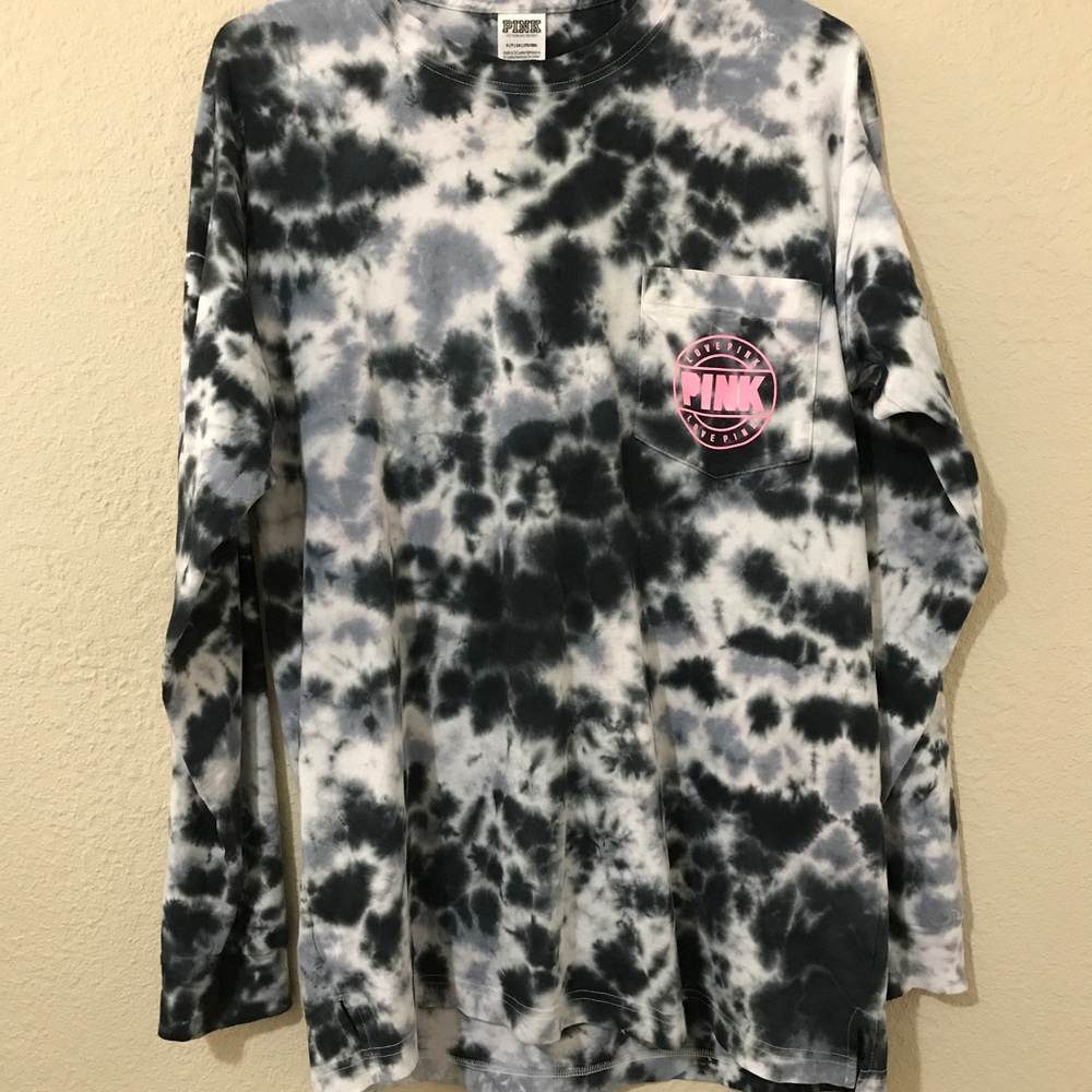 🚨🚨SOLD🚨🚨Vs Pink sweatshirt